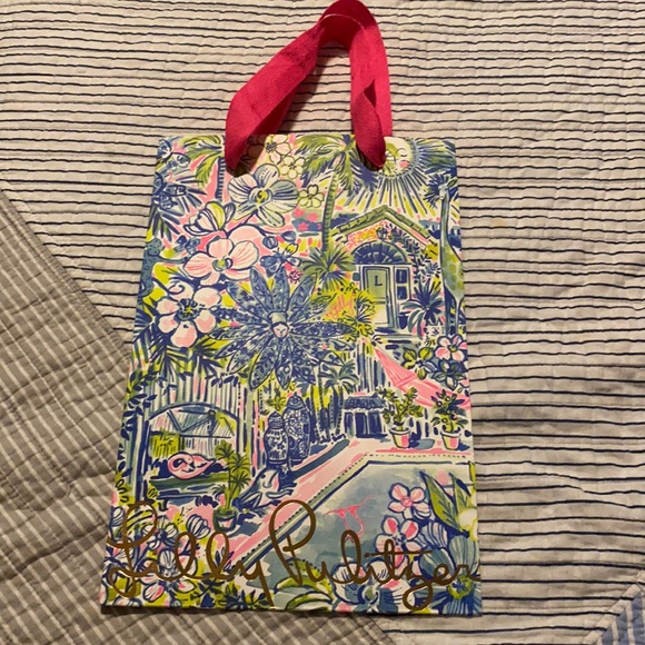 Lilly Pulitzer Bags Lilly Pulitzer Gift Bag In Lillys House Poshmark